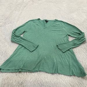 The limited women’s green v neckline sweater size large